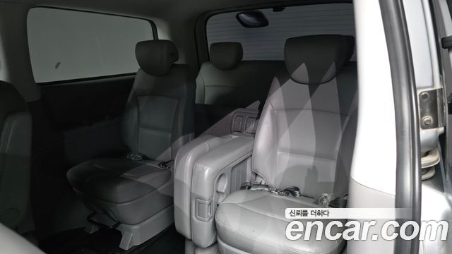 Hyundai Starex 2016 — photo 19