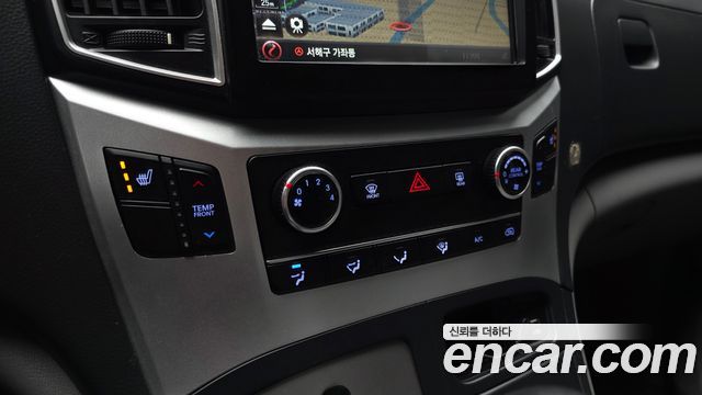Hyundai Starex 2016 — photo 24