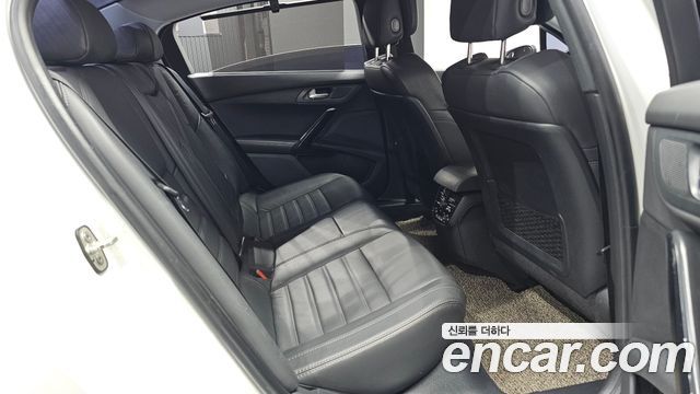 Peugeot 508 2017 — photo 17