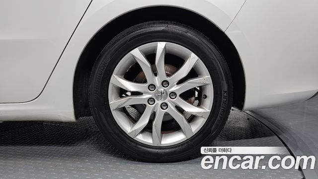 Peugeot 508 2017 — photo 7