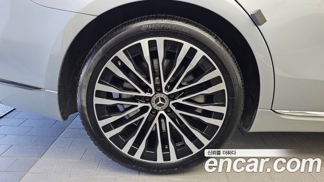 Mercedes-Benz S-Class 2021 — photo 5