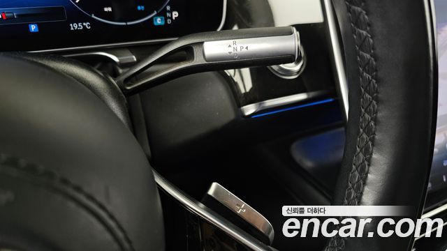 Mercedes-Benz S-Class 2021 — photo 9