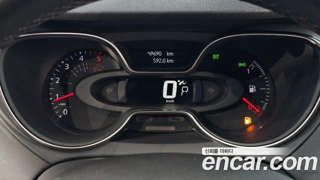 Renault Korea QM3 2018 — photo 11