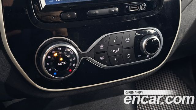 Renault Korea QM3 2018 — photo 28