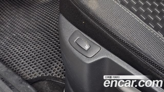 Renault Korea QM3 2018 — photo 31