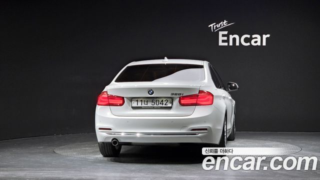 BMW 3-Series 2018 — photo 4