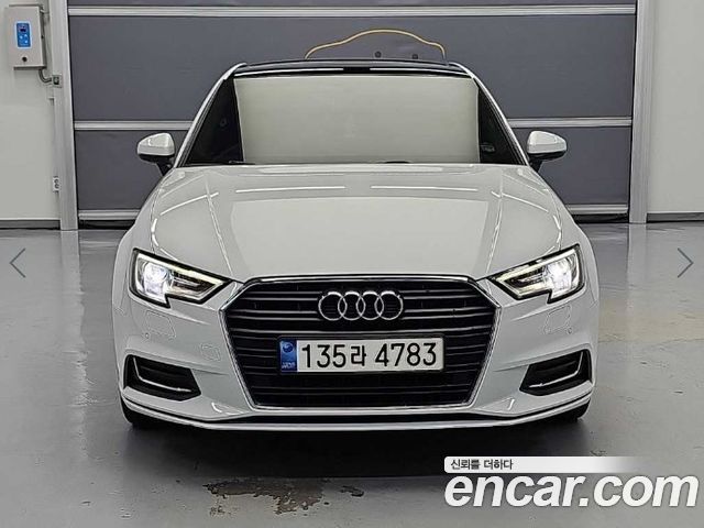 Audi A3 2020 — photo 1