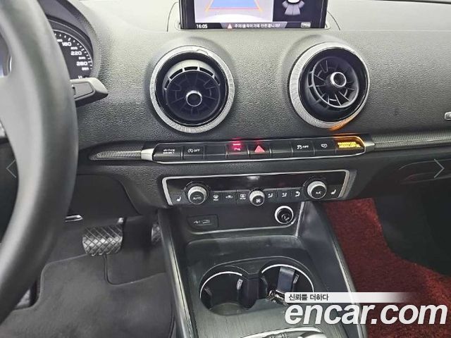 Audi A3 2020 — photo 10