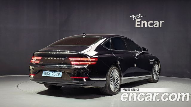Genesis G80 2022 — photo 2