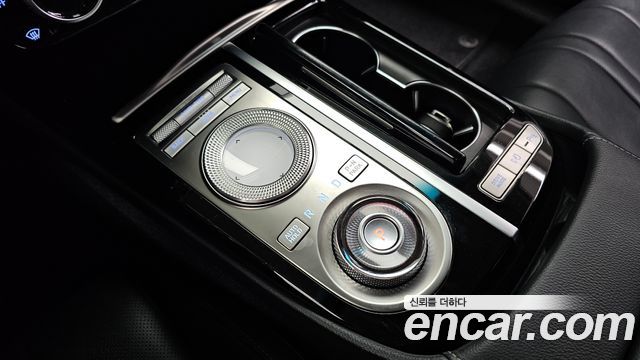 Genesis G80 2022 — photo 12