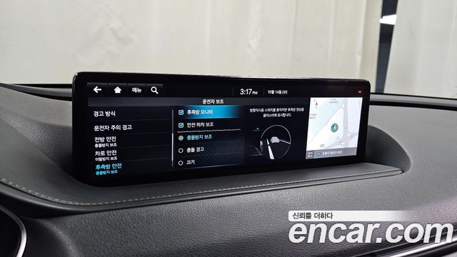 Genesis G80 2022 — photo 22