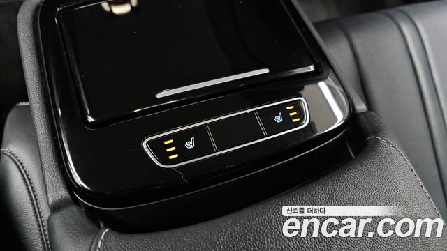 Genesis G80 2022 — photo 25