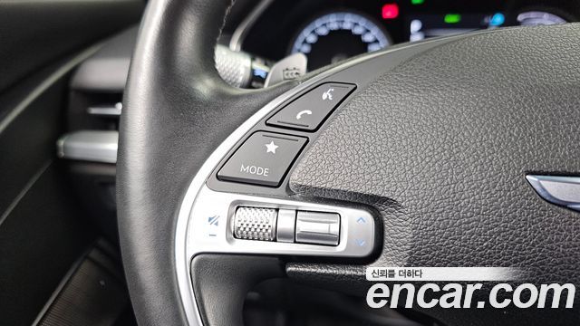 Genesis G80 2022 — photo 16
