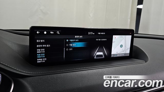 Genesis G80 2022 — photo 35