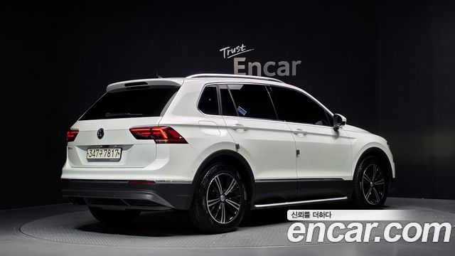 Volkswagen Tiguan 2020 — photo 2