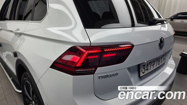 Volkswagen Tiguan 2020 — photo 9