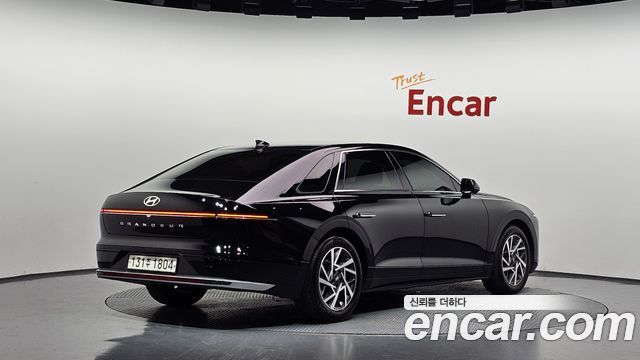 Hyundai Grandeur 2023 — photo 2