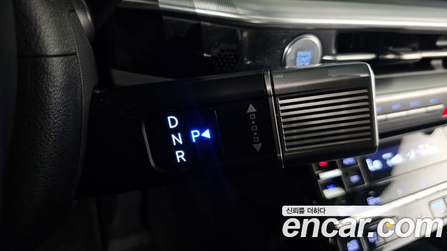 Hyundai Grandeur 2023 — photo 9