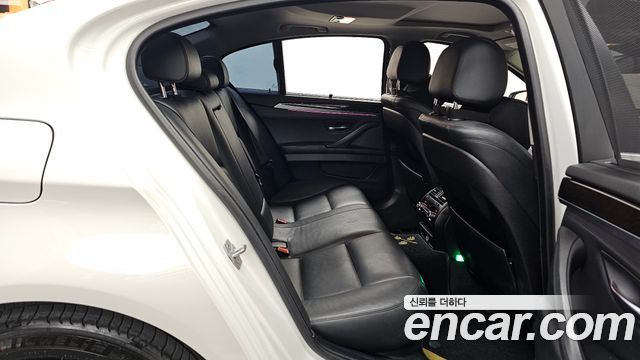BMW 5-Series 2014 — photo 12