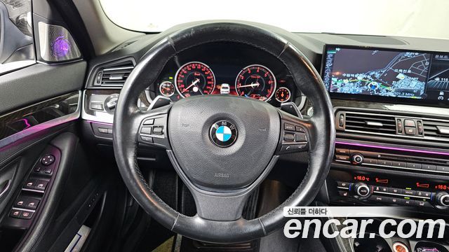 BMW 5-Series 2014 — photo 13