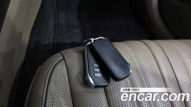 Kia K8 2023 — photo 20