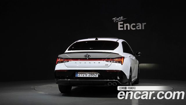 Hyundai AVANTE 2025 — photo 4