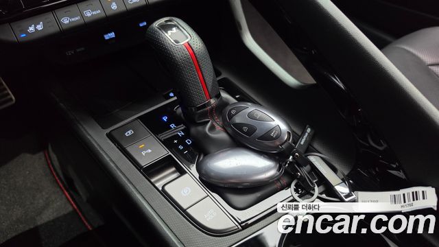 Hyundai AVANTE 2025 — photo 9
