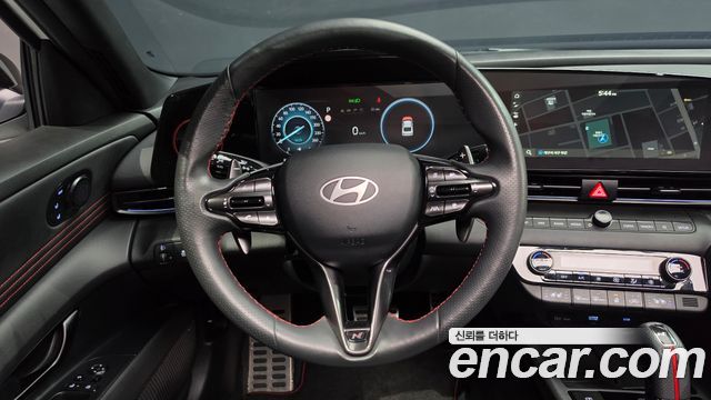 Hyundai AVANTE 2025 — photo 12