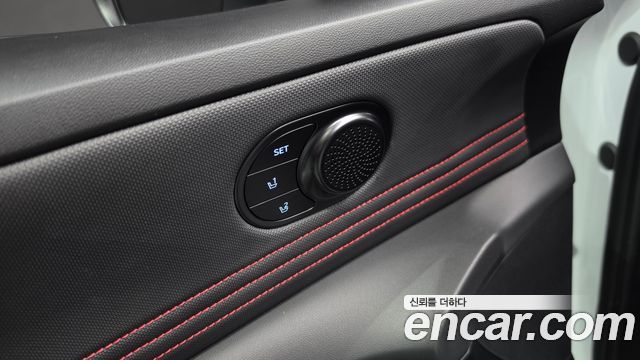 Hyundai AVANTE 2025 — photo 16