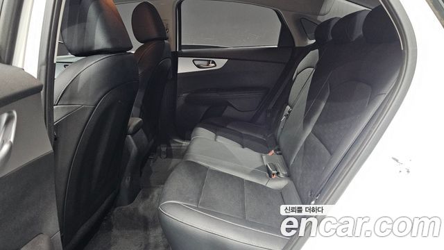 Kia K3 2022 — photo 18
