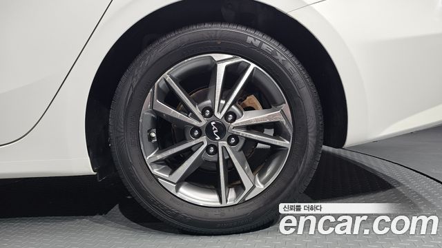 Kia K3 2022 — photo 7