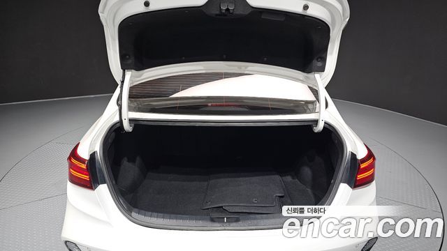 Kia K3 2022 — photo 30