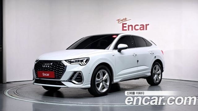 Audi Q3 2023 — photo 1