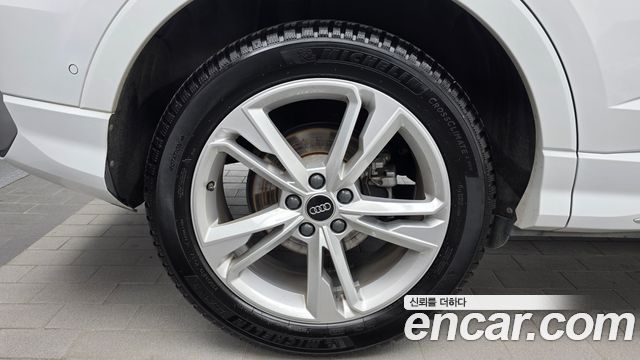 Audi Q3 2023 — photo 5