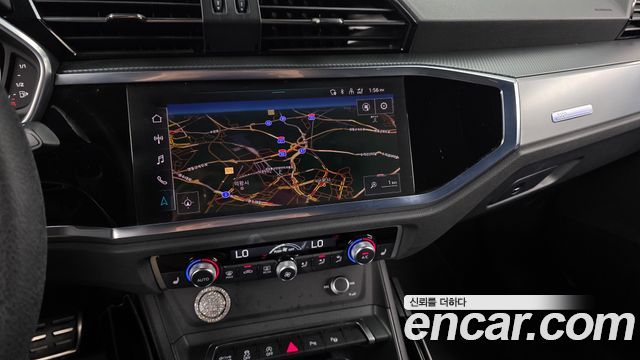 Audi Q3 2023 — photo 19