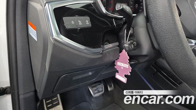 Audi Q3 2023 — photo 24