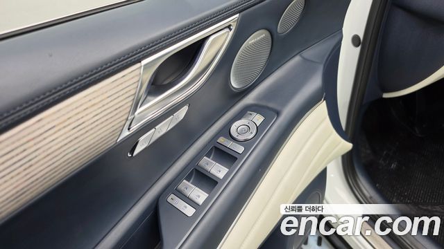 Genesis GV80 2024 — photo 24