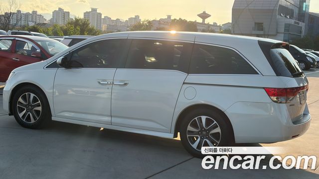 Honda Odyssey 2014 — photo 5