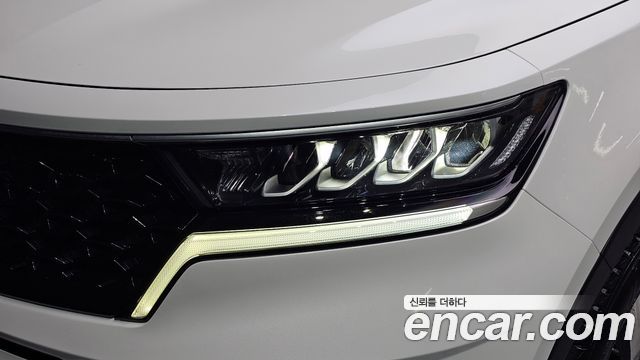 Kia Sorento 2023 — photo 8