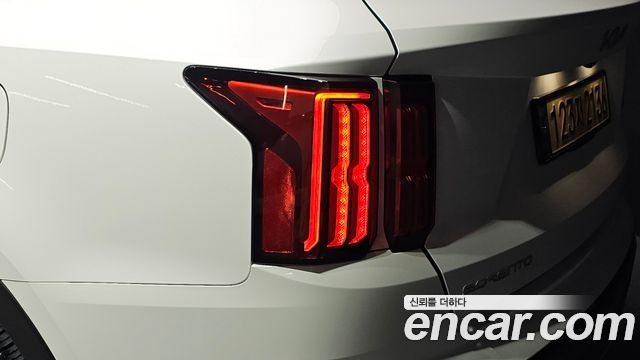 Kia Sorento 2023 — photo 9
