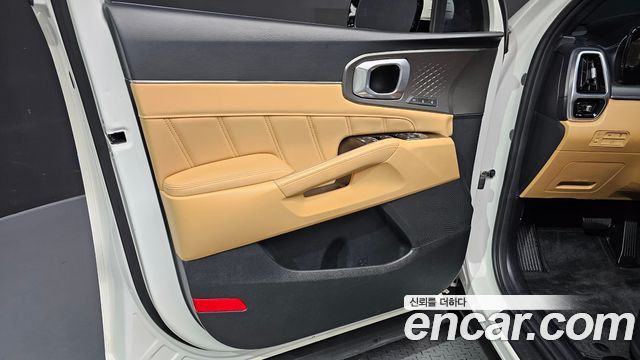 Kia Sorento 2023 — photo 14