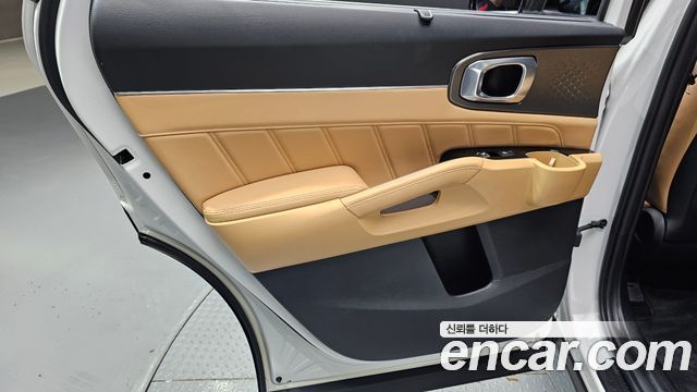 Kia Sorento 2023 — photo 15