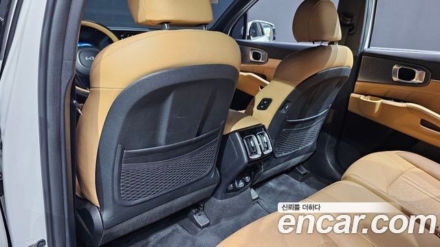 Kia Sorento 2023 — photo 29