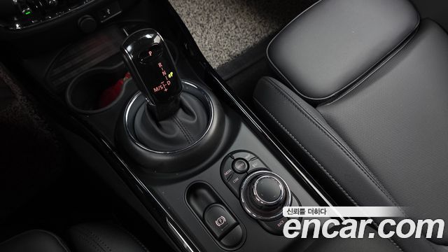 Mini Clubman 2024 — photo 12