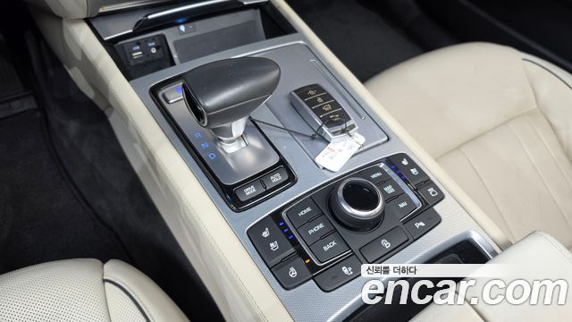 Genesis G80 2017 — photo 12
