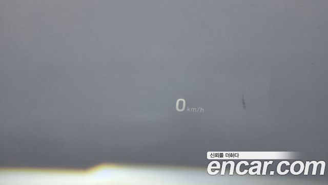 Genesis G80 2017 — photo 31