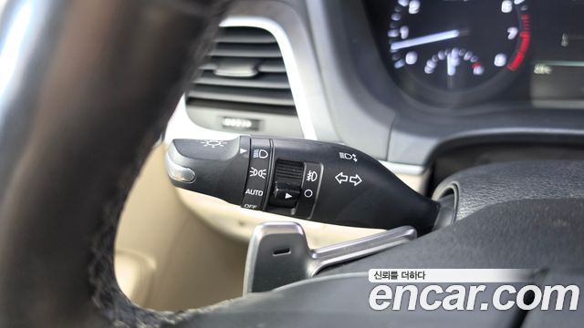 Genesis G80 2017 — photo 33