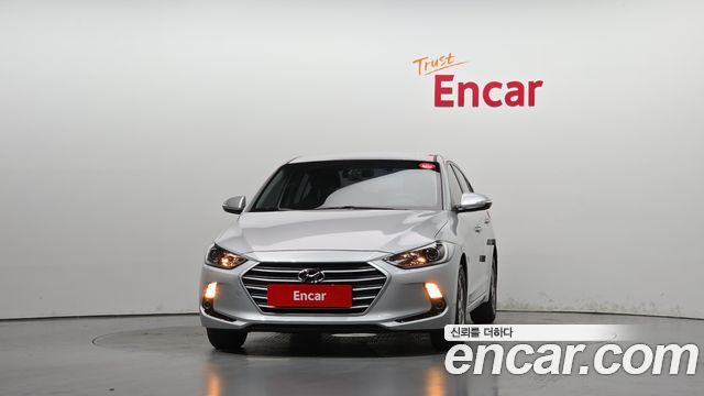 Hyundai AVANTE 2017 — photo 3