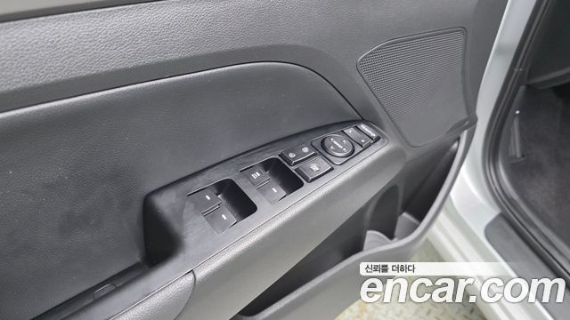 Hyundai AVANTE 2017 — photo 29