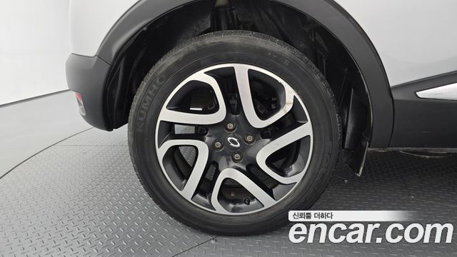 Renault Korea QM3 2015 — photo 5